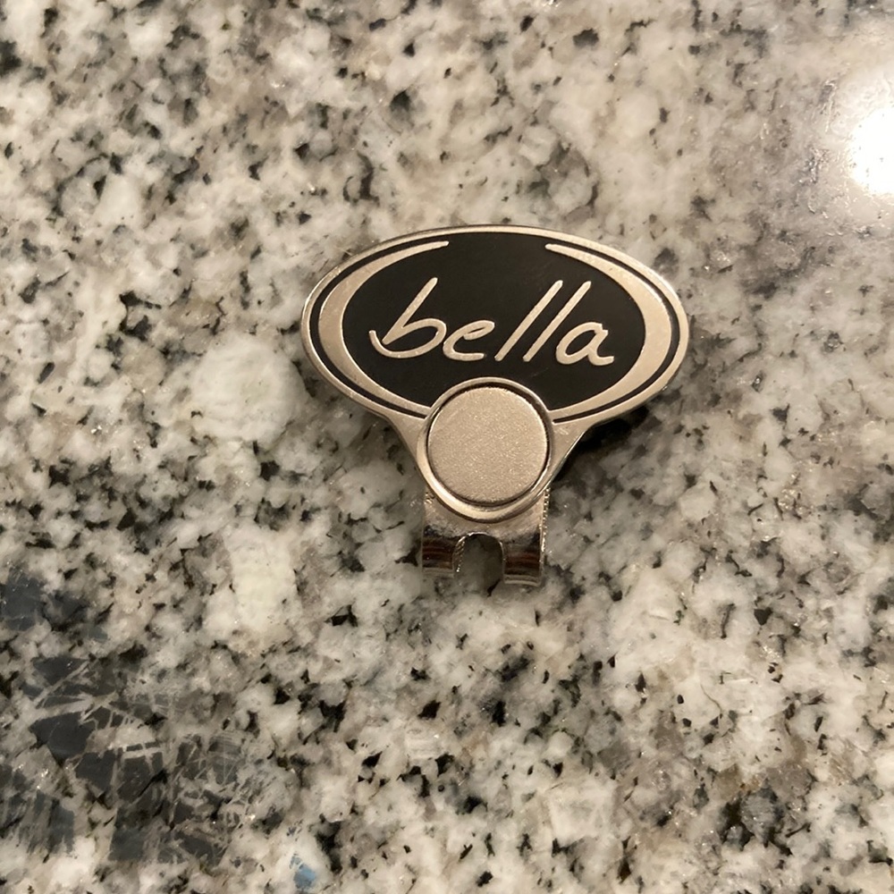 Bella clip